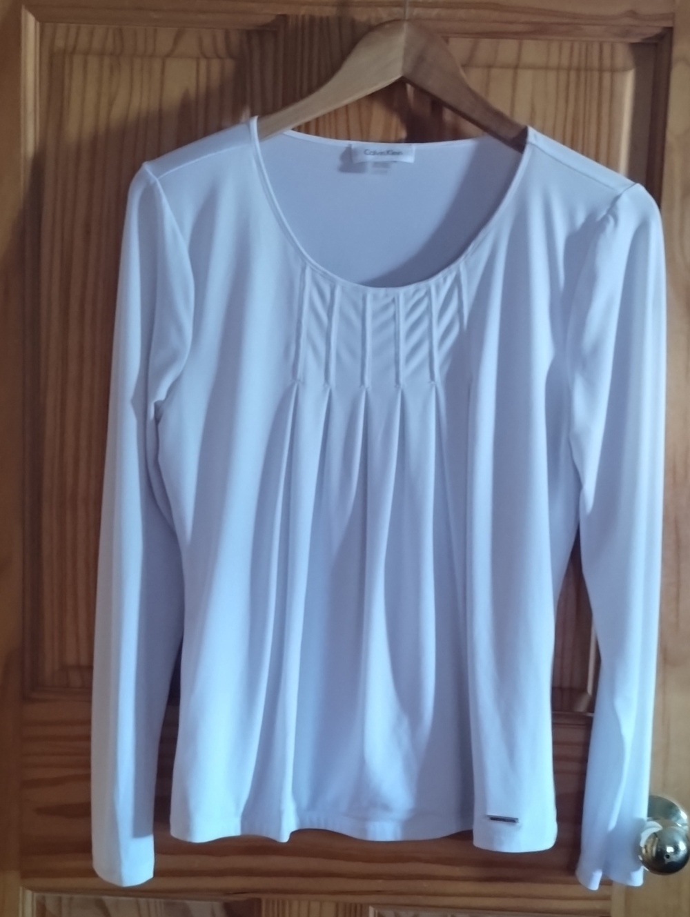 Calvin Klein White Long-Sleeve Pleated Scoop Neck Top